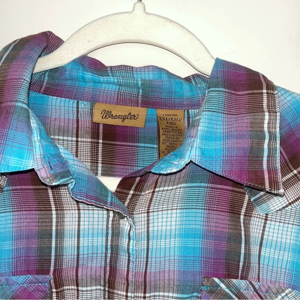 Wrangler Vintage Western Plaid Shirt in Blue and Purple with Pearl Buttons
